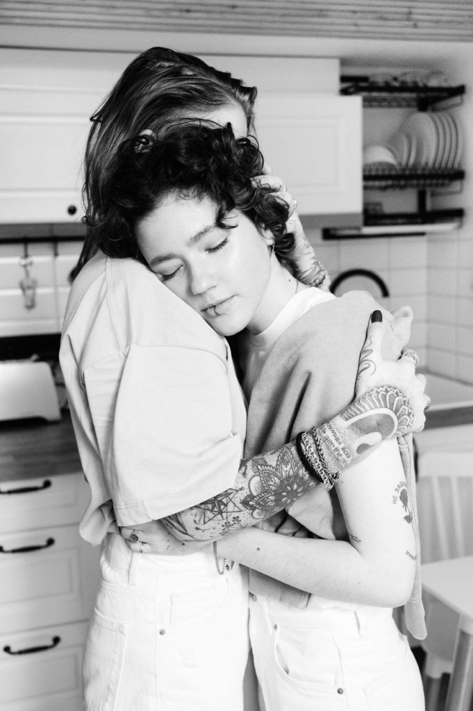 Your Comfort Person Isn’t Always the Love of Your Life (And That’s Perfectly&nbsp;Okay)